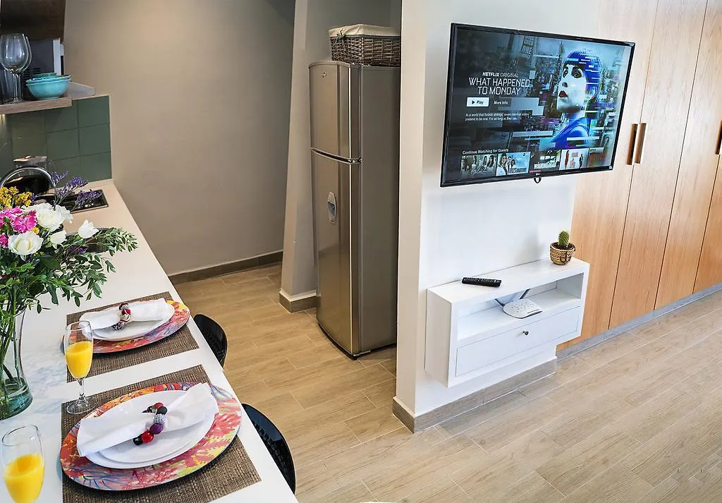 Arrecife Studios I Prime Location Steps To The Beach Playa del Carmen Apartment
